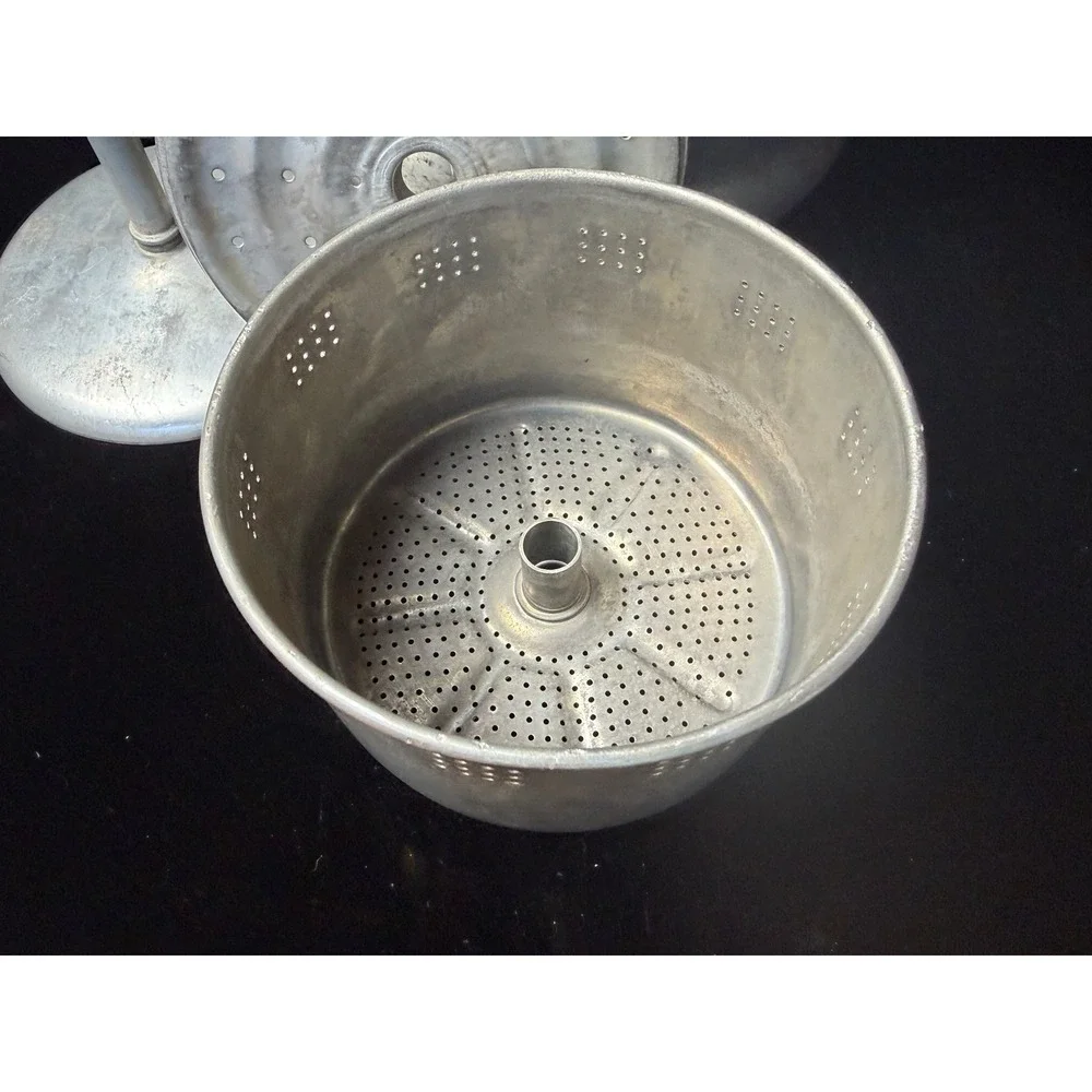 Vintage Comet Aluminum 9 Cup Coffee Percolator Camping Pot Glass Knob USA Made